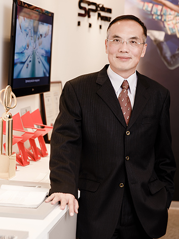 為別人的幸福而努力，是人生中最美好的事情。 |第37屆創業楷模 袁培榮  總經理 | 廣穎電通股份有限公司