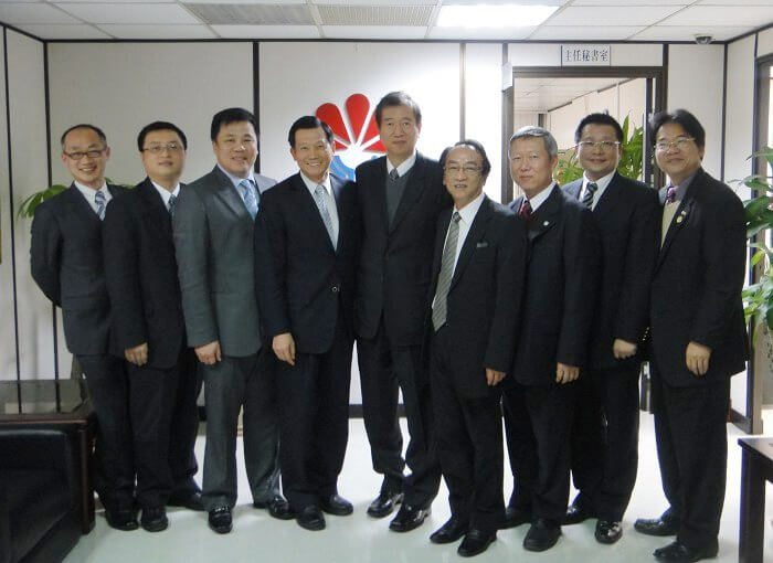 拜會經濟部中小企業處賴杉桂處長