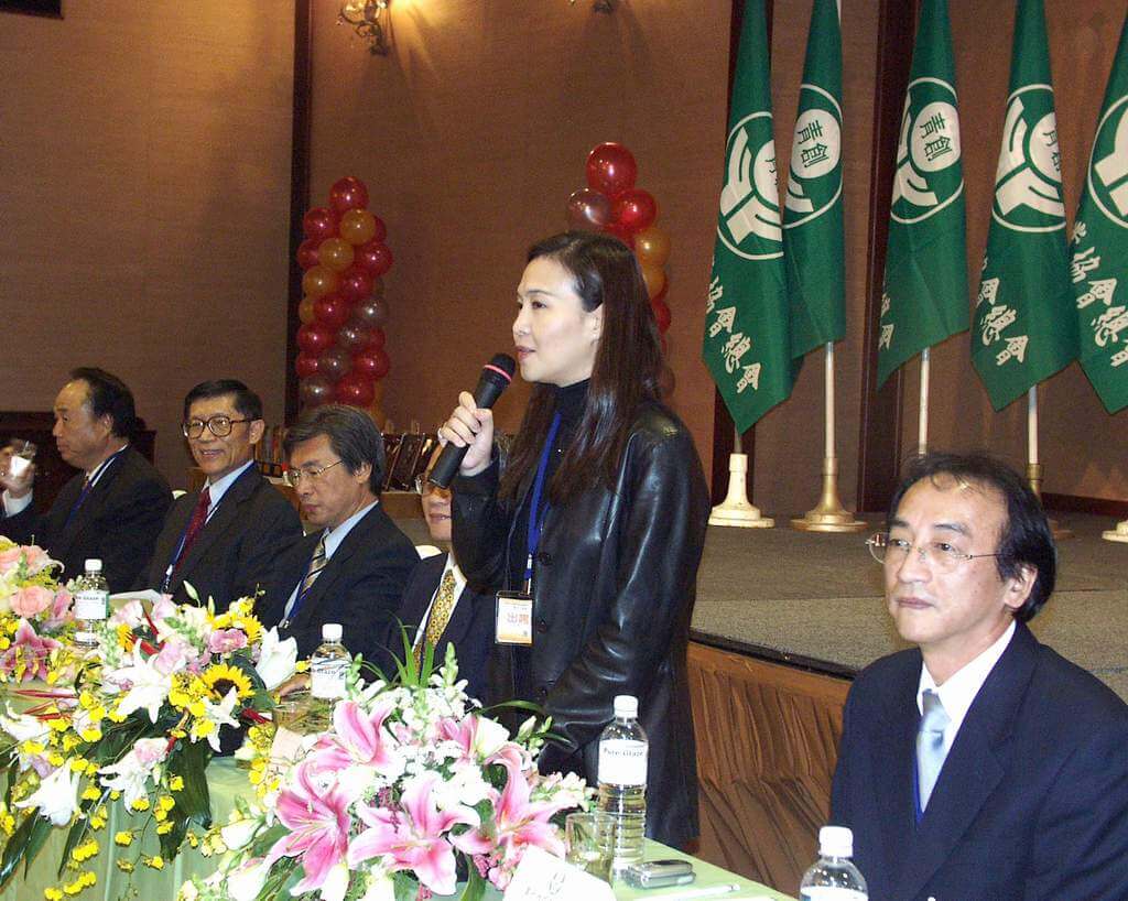 唐雅君總會長連任第十七屆總會長