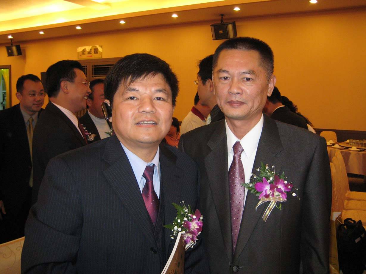 黃理事長與苗栗縣李理事長...