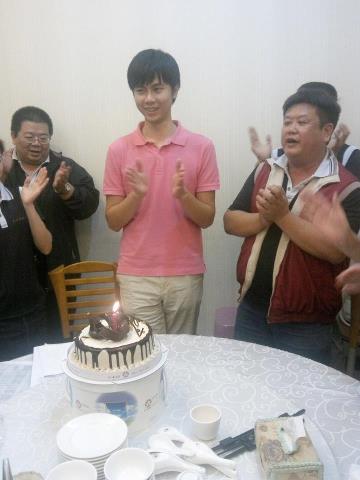 祝 11月壽星 光林 理事，生日快樂!! Happy Birthday~~ happy happy.