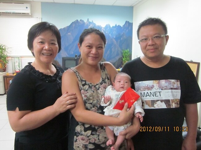 101.09.11會友鄭鈺錩喜獲千金